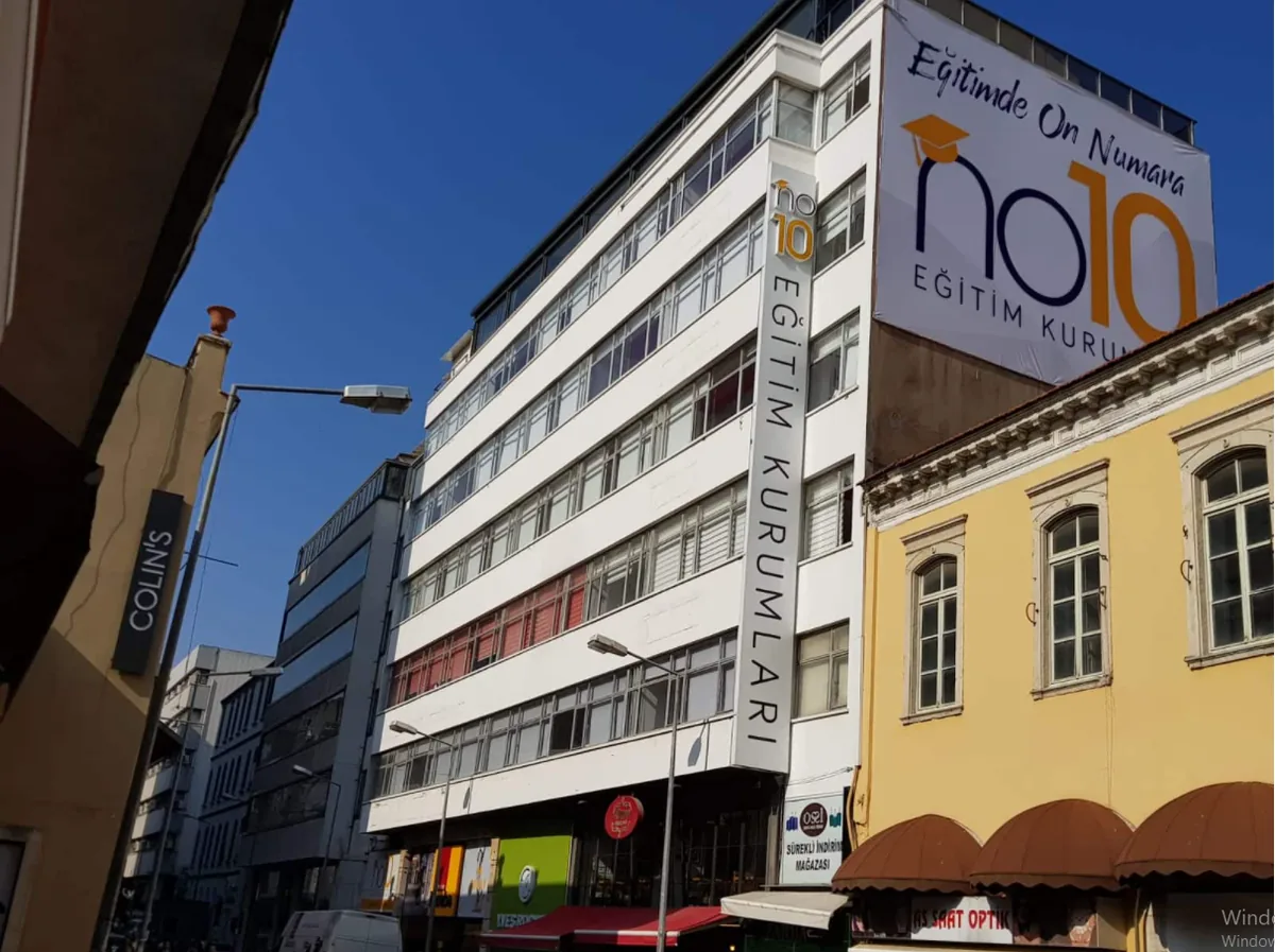 no10 Konak şubesi dış görünüm